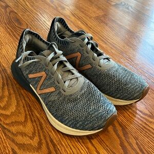 New Balance Fuelcell Echo